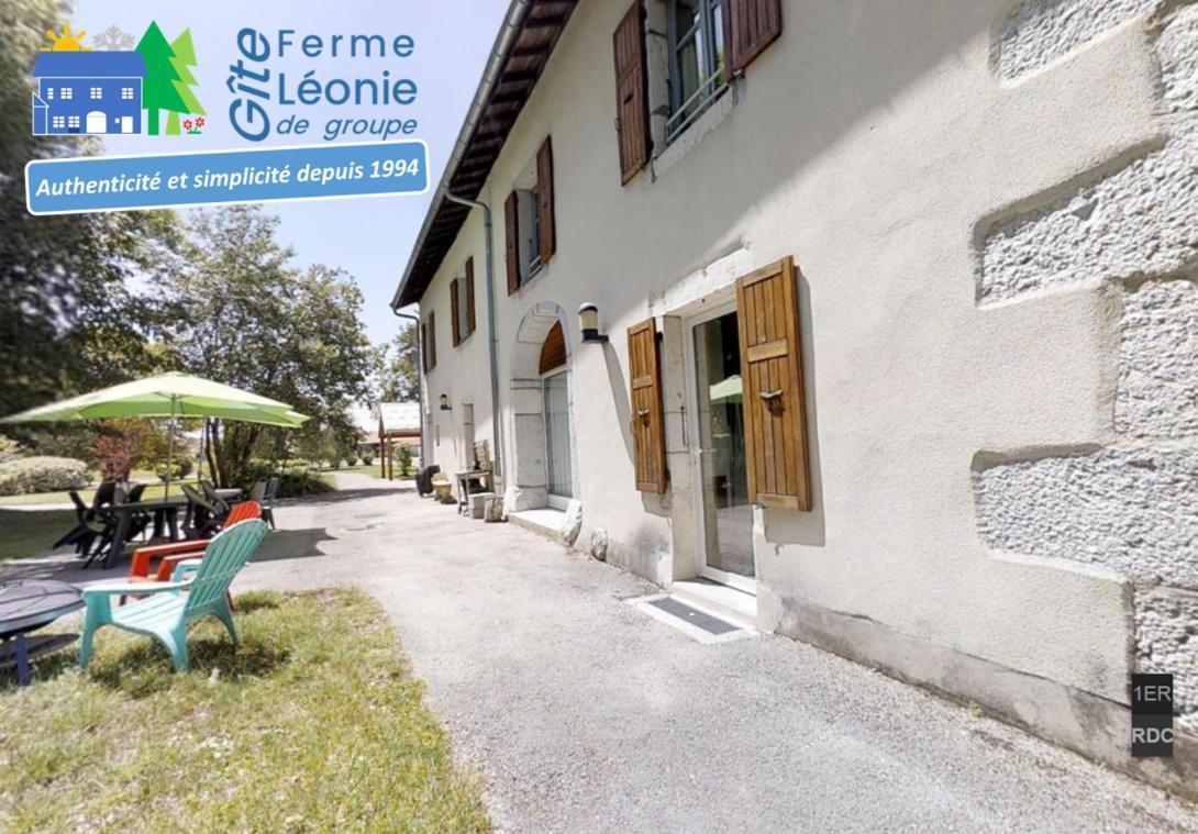Apf France Handicap - Ferme Leonie Saint-Laurent-en-Grandvaux Exterior photo